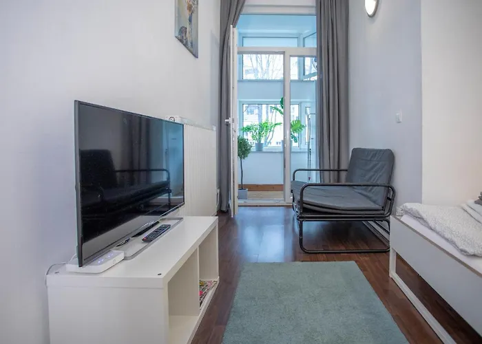 Center I 24h Self-check-in Apartment *